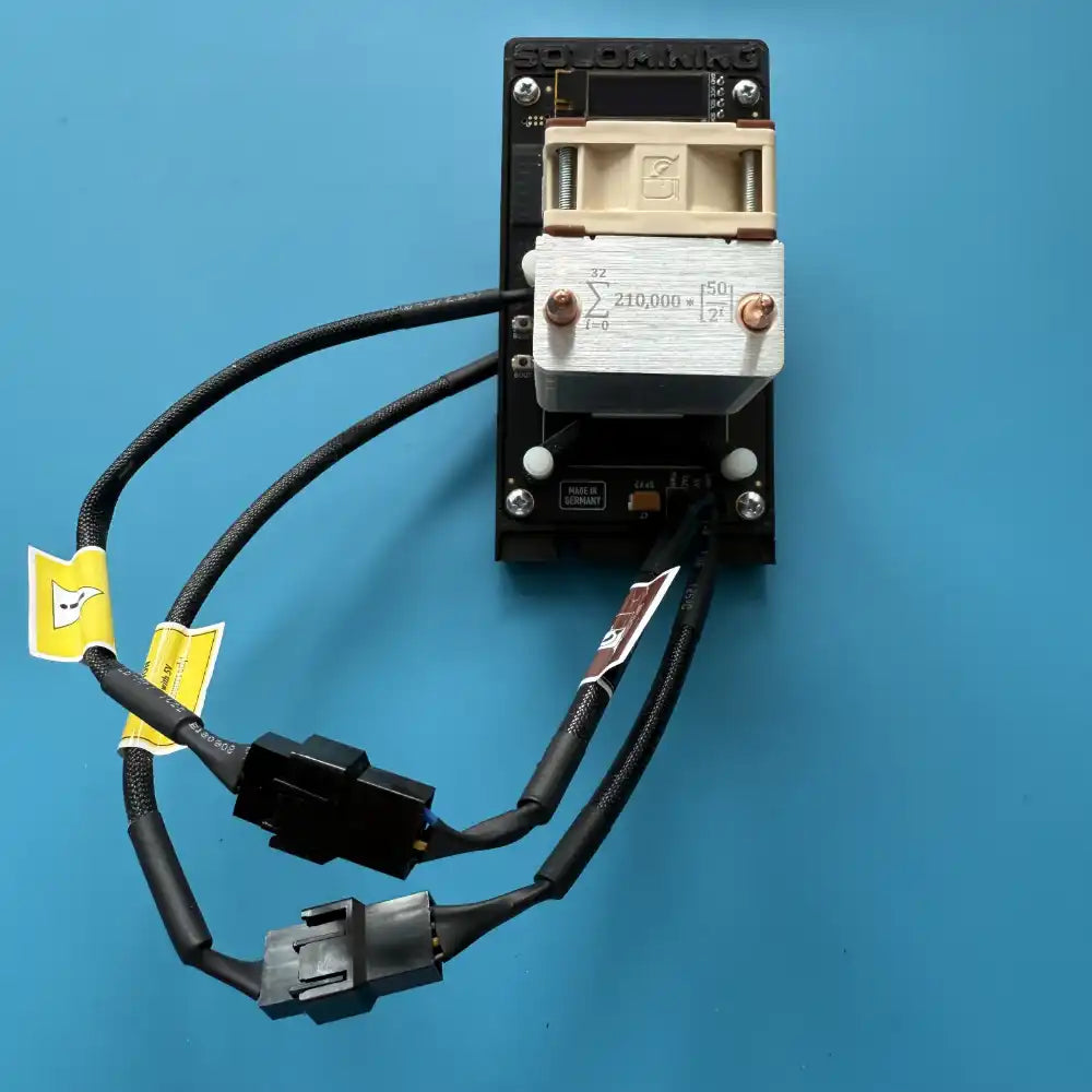 Plug in y fan cable